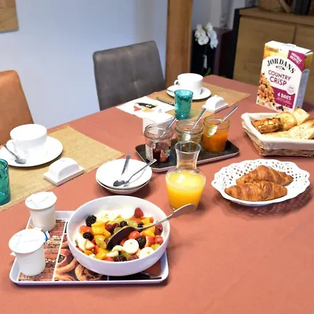 Au Cerf Blanc Parentale Bed and breakfast 3*