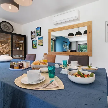 Bed & Breakfast Au Cerf Blanc Parentale Les Eyzies